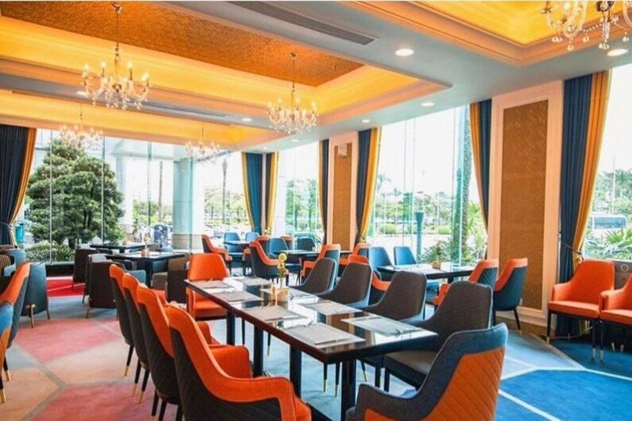 Pantower International Hotel Kaiping  Bagian luar foto